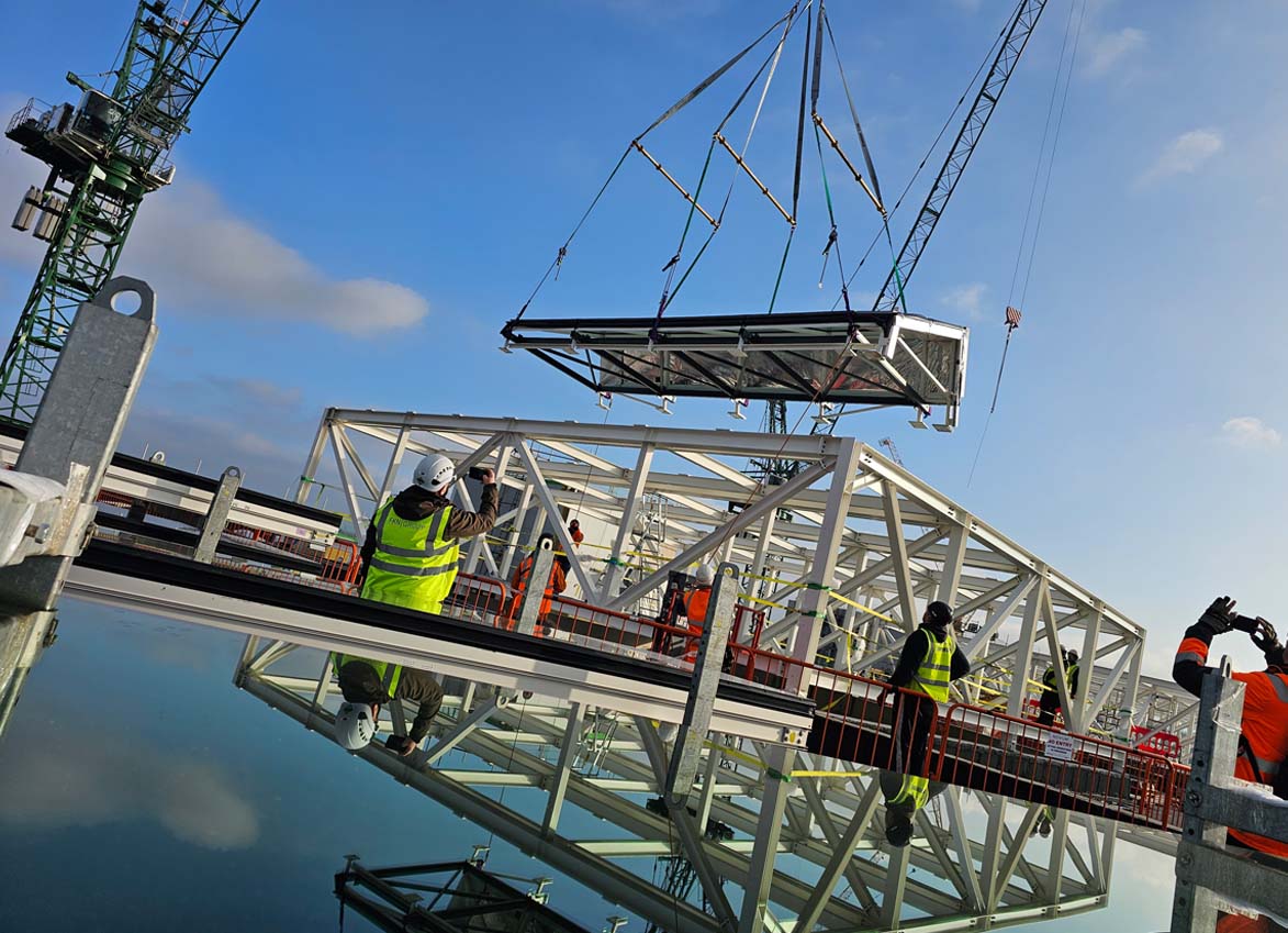 CPCS A40 Slinger/Signaller required